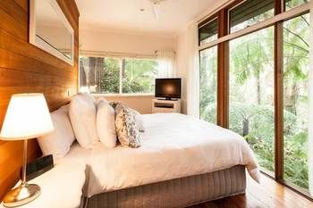 A Cottage In The Forest - Lightning Ridge Tourism 1