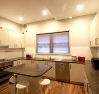 Dalziel Lodge - Lightning Ridge Tourism
