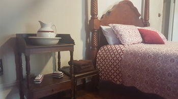 Wisemans Inn Hotel - Lightning Ridge Tourism 14