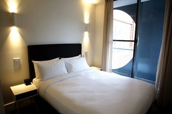 District Fitzroy - Lightning Ridge Tourism 7