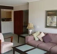 Castle Hill 503 Pen Furnished Apartment - Lightning Ridge Tourism