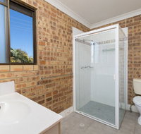 Golden Beach Motor Inn - Lightning Ridge Tourism
