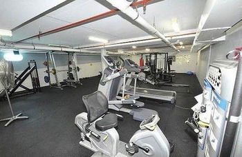 Glebe Furnished Apartments - Lightning Ridge Tourism 11