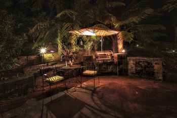 Aquila Nova Retreat - Lightning Ridge Tourism 0