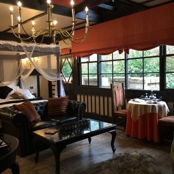 Aquila Nova Retreat - Lightning Ridge Tourism 19