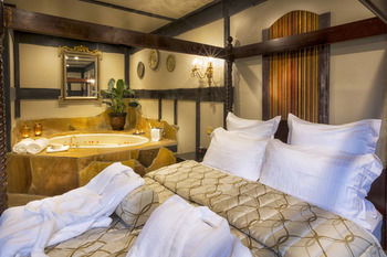 Aquila Nova Retreat - Lightning Ridge Tourism 27