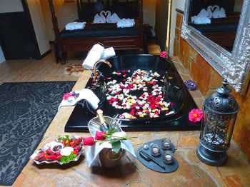 Aquila Nova Retreat - Lightning Ridge Tourism 46