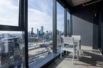 Aria Style Southbank - Lightning Ridge Tourism 18