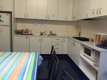 22 Travellers Accommodation - Hostel - Lightning Ridge Tourism 2