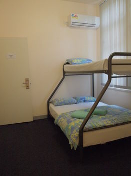22 Travellers Accommodation - Hostel - Lightning Ridge Tourism 14