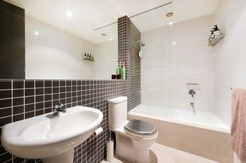 Melbourne Funky 1 Bed Modern Apartment 6 Madk - Lightning Ridge Tourism 0