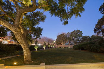 The Residences Centennial Park - Lightning Ridge Tourism 10