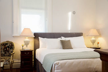 The Residences Centennial Park - Lightning Ridge Tourism 14