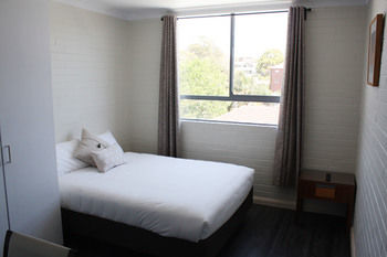 Coogee Prime Lodge - Lightning Ridge Tourism 28