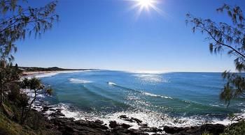 Palms Coolum Beach - Lightning Ridge Tourism 12