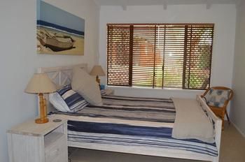 Orangewood At Peregian Beach - Lightning Ridge Tourism 3