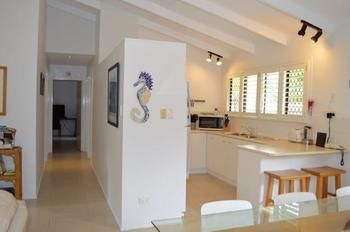 Orangewood At Peregian Beach - Lightning Ridge Tourism 4