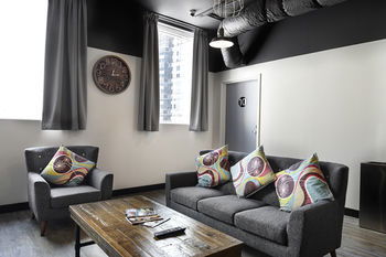 The Pod Sydney - Lightning Ridge Tourism 18