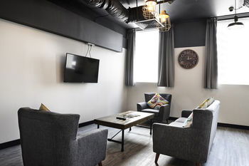 The Pod Sydney - Lightning Ridge Tourism 19