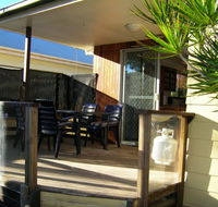 Wynnum by the Bay - Lightning Ridge Tourism