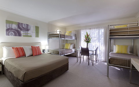 BEST WESTERN Tall Trees Canberra - Lightning Ridge Tourism 1