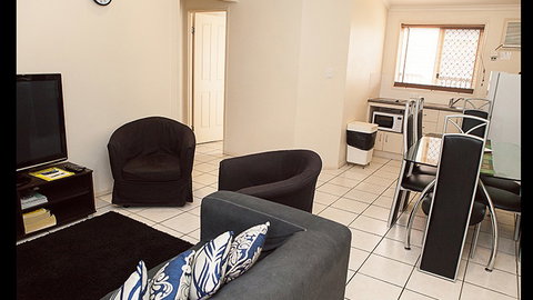 BEST WESTERN Caboolture Central Motor Inn - Lightning Ridge Tourism 1