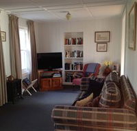 Cascade Cottage - Lightning Ridge Tourism