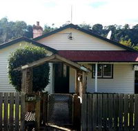 Brothers Town Cottage - Lightning Ridge Tourism