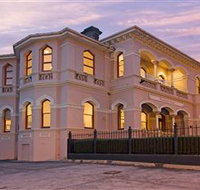 Roxburgh House Apartments
