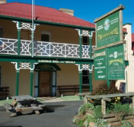 Castle Hotel - Lightning Ridge Tourism