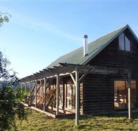 Pinot Cottage on Charles Reuben Estate - Lightning Ridge Tourism