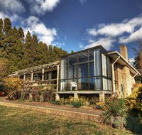 Waterside Accommodation - Derwent Vista