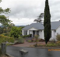 Panorama Estate Legana - Lightning Ridge Tourism