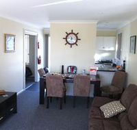 North East Apartments - Lightning Ridge Tourism