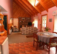 Rosebank Cottage Collection - Lightning Ridge Tourism