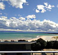 Freycinet Beach Apartments - Lightning Ridge Tourism