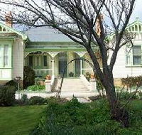 Mayfield Manor - Lightning Ridge Tourism