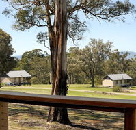 Yering Gorge Cottages - Lightning Ridge Tourism
