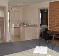 Bullanginya Lodge - Lightning Ridge Tourism