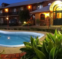 Hermitage Motor Inn - Lightning Ridge Tourism