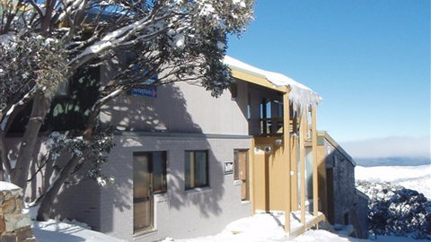 Alpine Heights - Lightning Ridge Tourism 0