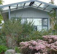 Blue Waters Cottages for Two - Lightning Ridge Tourism