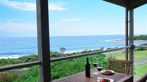 A Great Ocean Road Resort Whitecrest - Lightning Ridge Tourism 0