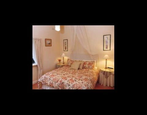 A Country House At Winstanley - Lightning Ridge Tourism 0