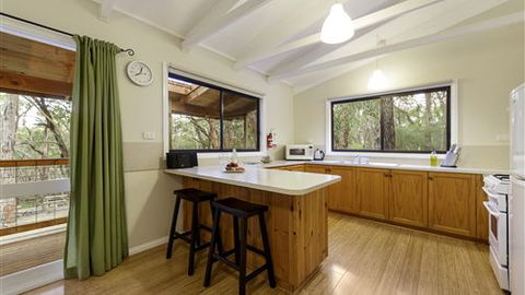 Countrywide Cottages - Lightning Ridge Tourism 4