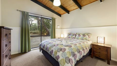 Countrywide Cottages - Lightning Ridge Tourism 6