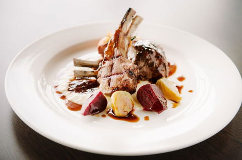 Balgownie Estate - Lightning Ridge Tourism 1