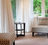 Lonsdale Park on the Yarra - Lightning Ridge Tourism