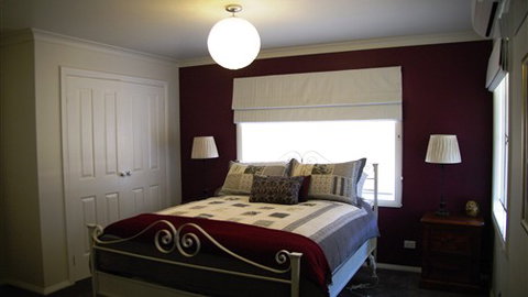 BlueMill Bright - Lightning Ridge Tourism 0