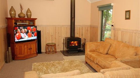 Serene Vista Halls Gap - Lightning Ridge Tourism 5